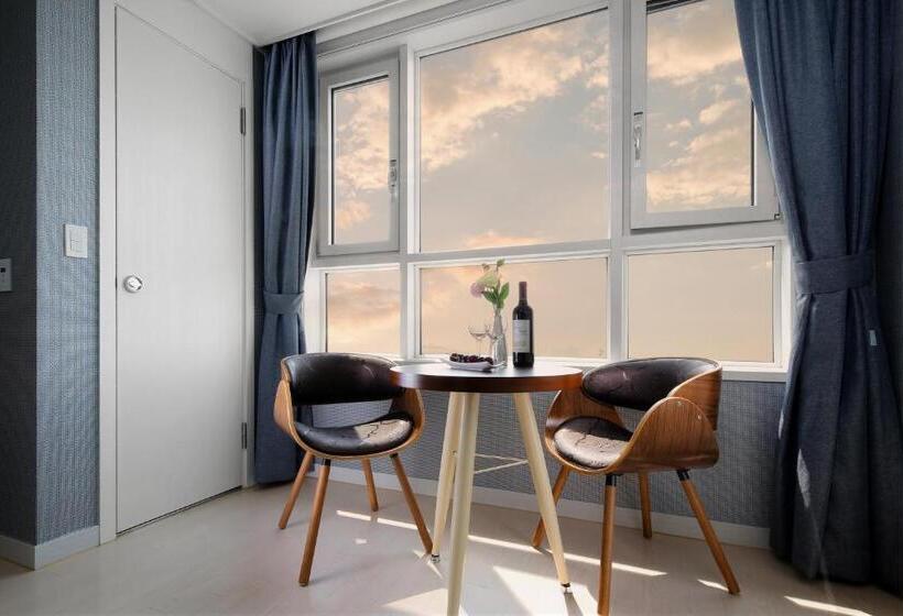 豪华工作室, Ever8 Serviced Residence