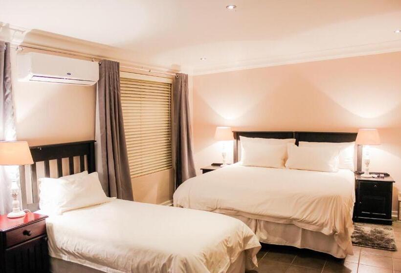 家庭房带园景, Nauntons Guest House