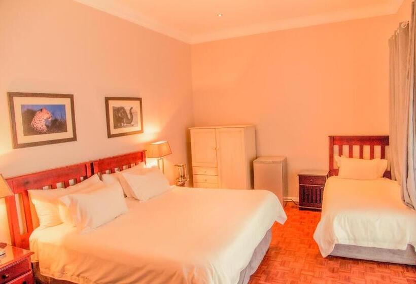 标准间, Nauntons Guest House