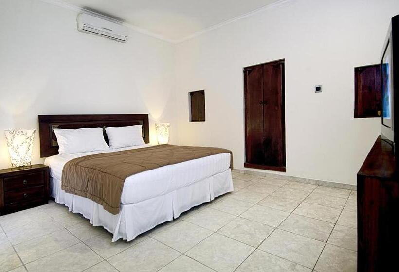 Quarto Superior, Teja Home Stay