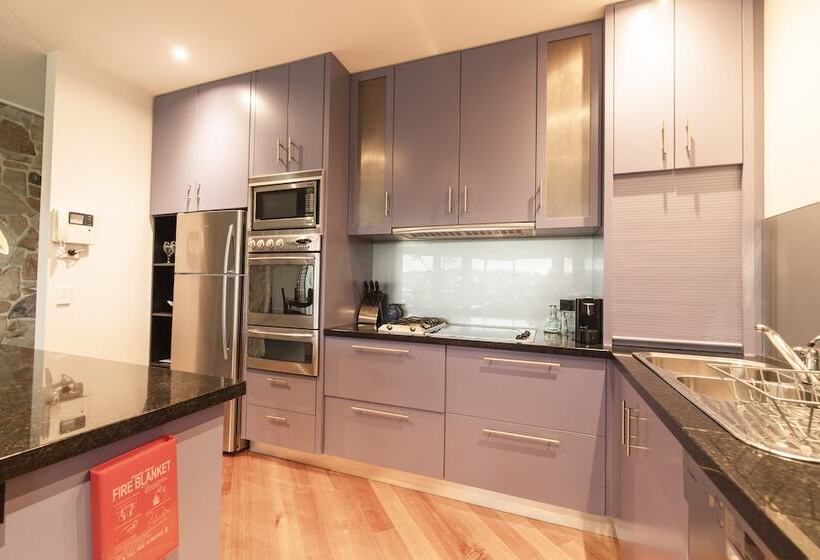 آپارتمان لوکس 1 خوابه, Hilltop Apartments Phillip Island   Adults Only