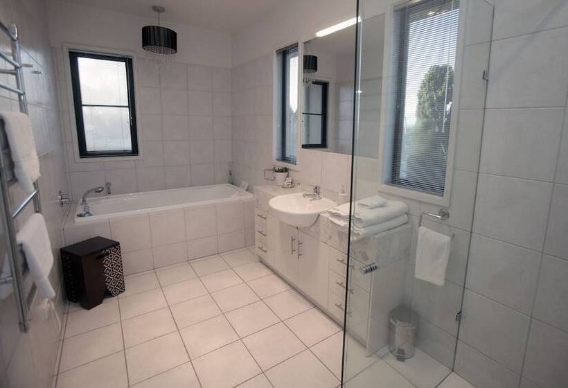 آپارتمان لوکس 1 خوابه, Hilltop Apartments Phillip Island   Adults Only