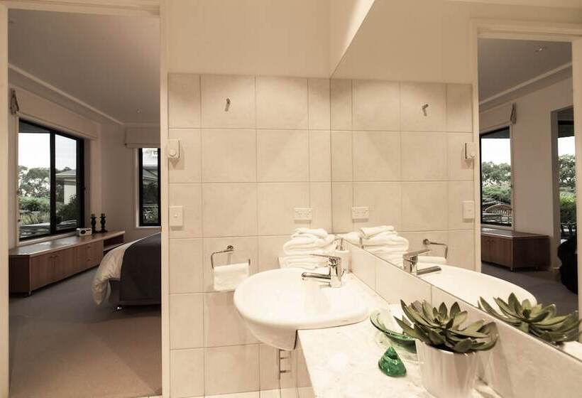 آپارتمان لوکس 1 خوابه, Hilltop Apartments Phillip Island   Adults Only