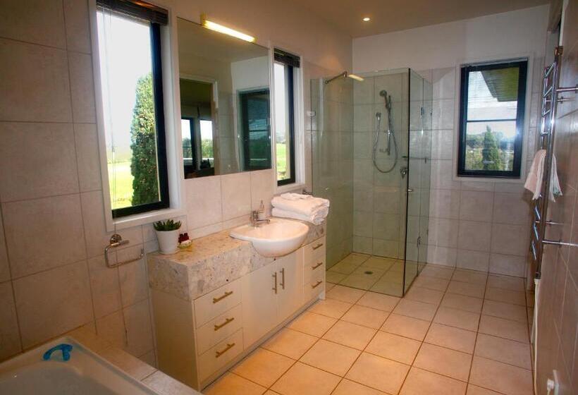 آپارتمان لوکس 1 خوابه, Hilltop Apartments Phillip Island   Adults Only