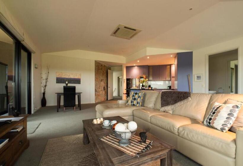 آپارتمان لوکس 1 خوابه, Hilltop Apartments Phillip Island   Adults Only