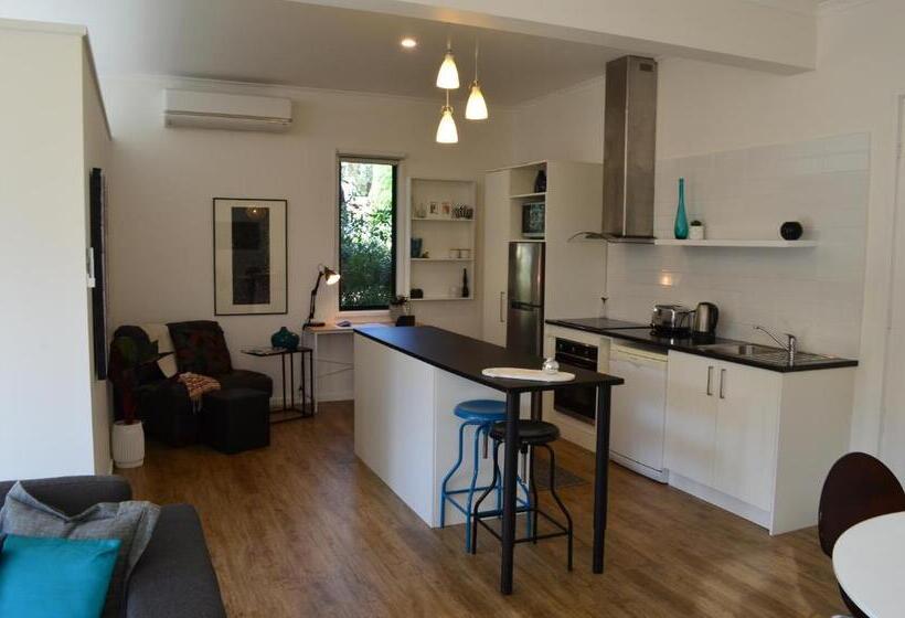 آپارتمان 1 خوابه با چشم‌انداز باغ, Hilltop Apartments Phillip Island   Adults Only