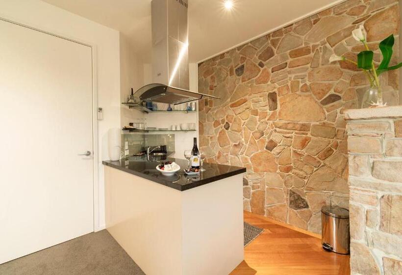 آپارتمان لوکس 1 خوابه, Hilltop Apartments Phillip Island   Adults Only