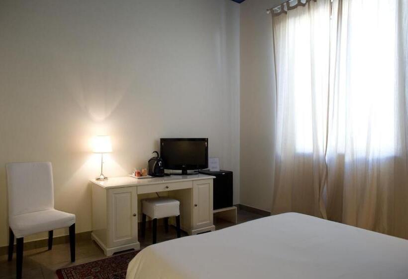 اتاق استاندارد, B&b Suite Paciotti