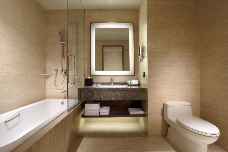 اتاق سوپریور با تخت بزرگ, Courtyard By Marriott Taipei