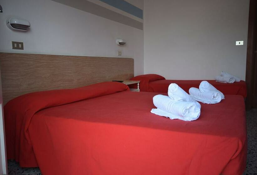 Chambre Triple Standard, Villa Dei Platani