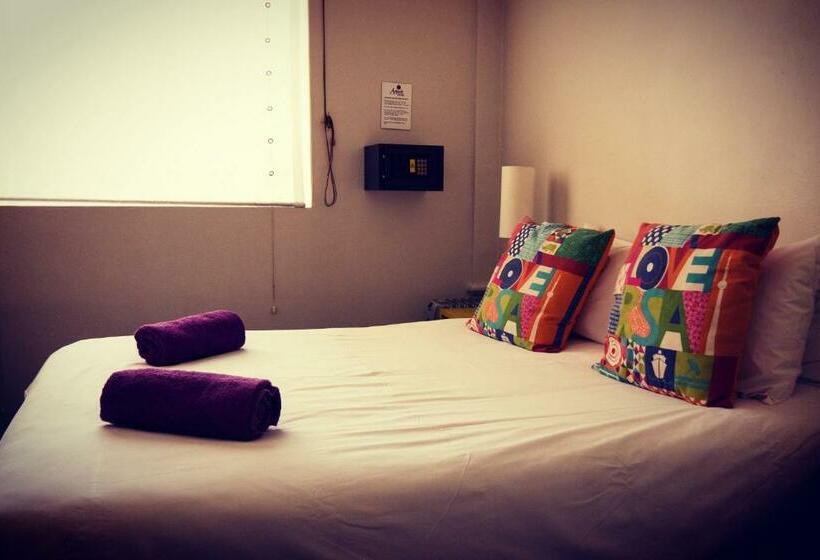 Номер Стандарт, Ashanti Lodge Backpackers