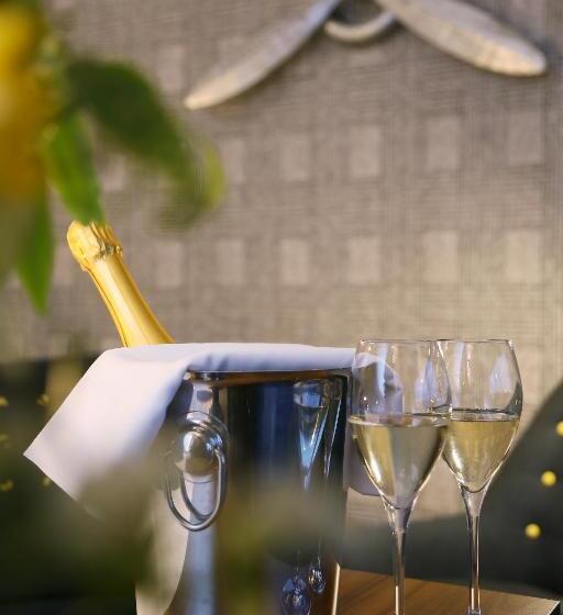 سوییت جونیور, Les Grains D Argent Dizy   Epernay