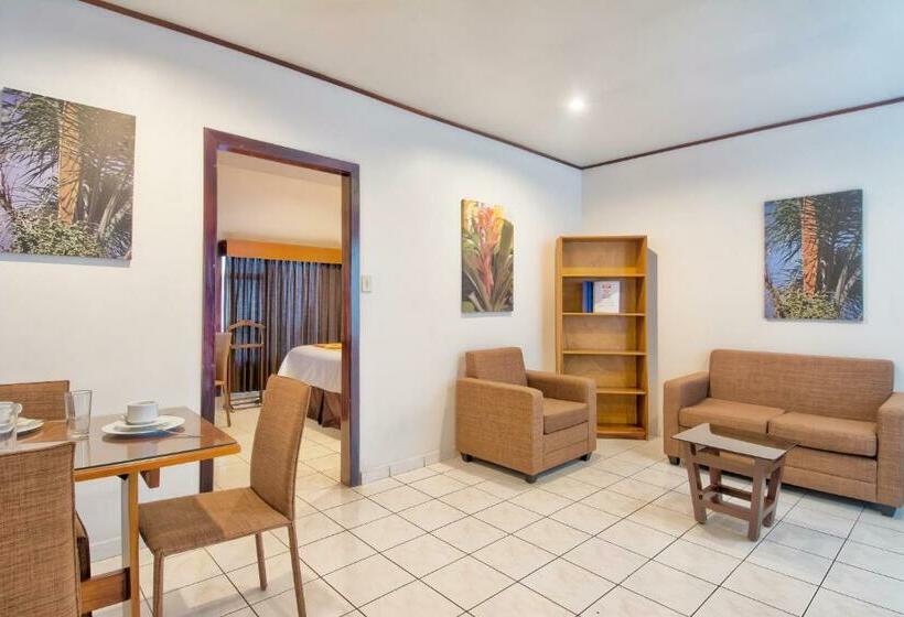 스위트, Residence Inn Suites Cristina