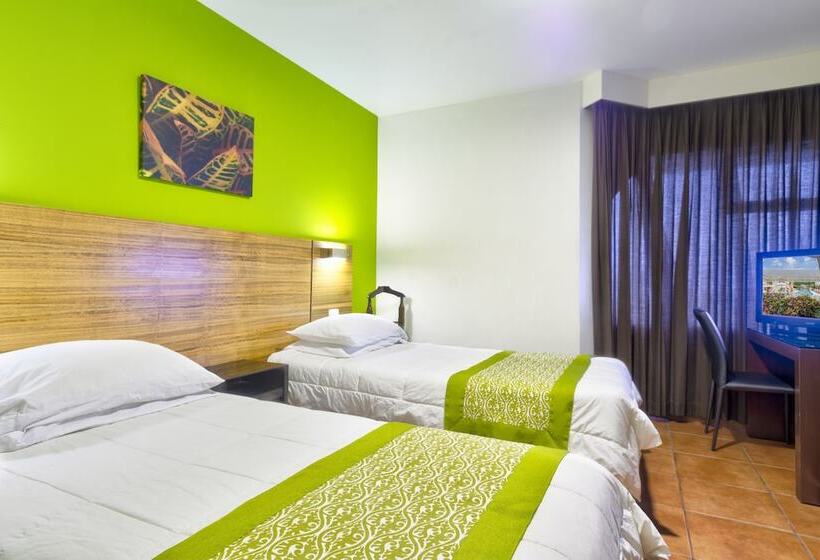 سوییت سوپریور, Residence Inn Suites Cristina