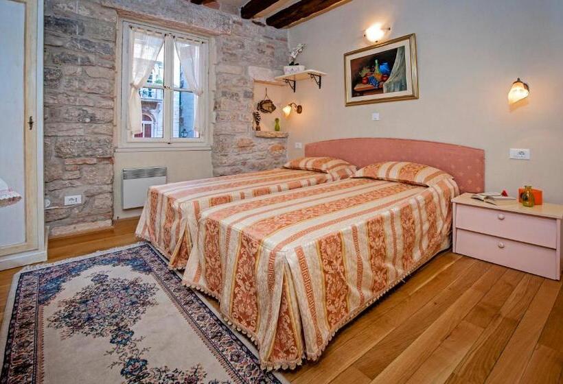اتاق راحتی, Residence Marco Polo