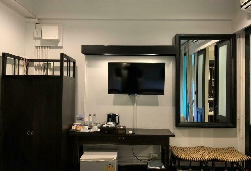 اتاق سوپریور, 99 The Gallery Hotel  Sha Extra Plus