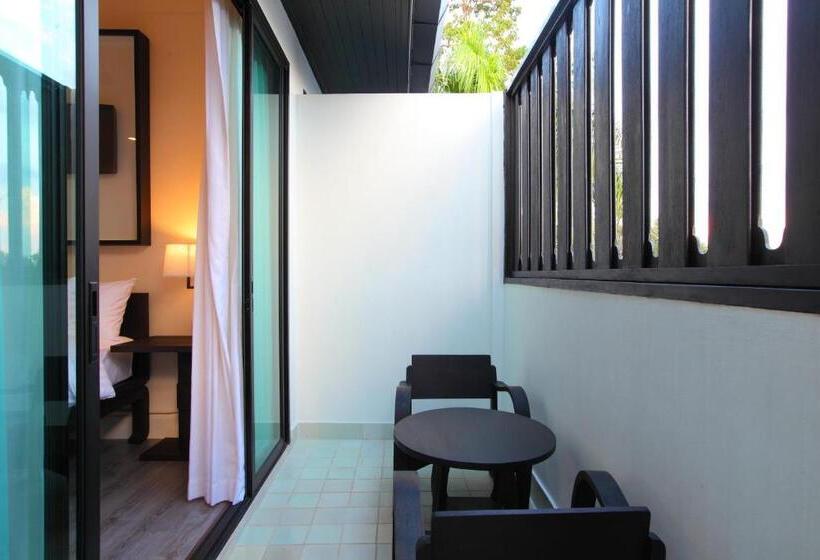 اتاق لوکس, 99 The Gallery Hotel  Sha Extra Plus