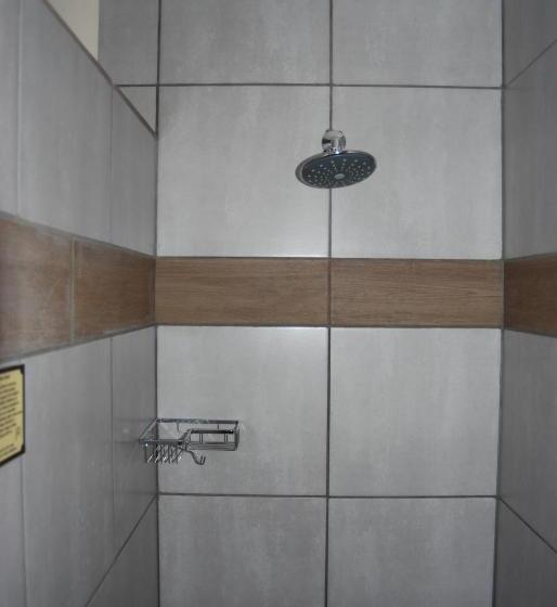 Quarto Estandar, Journey's Inn Africa Airport Lodge