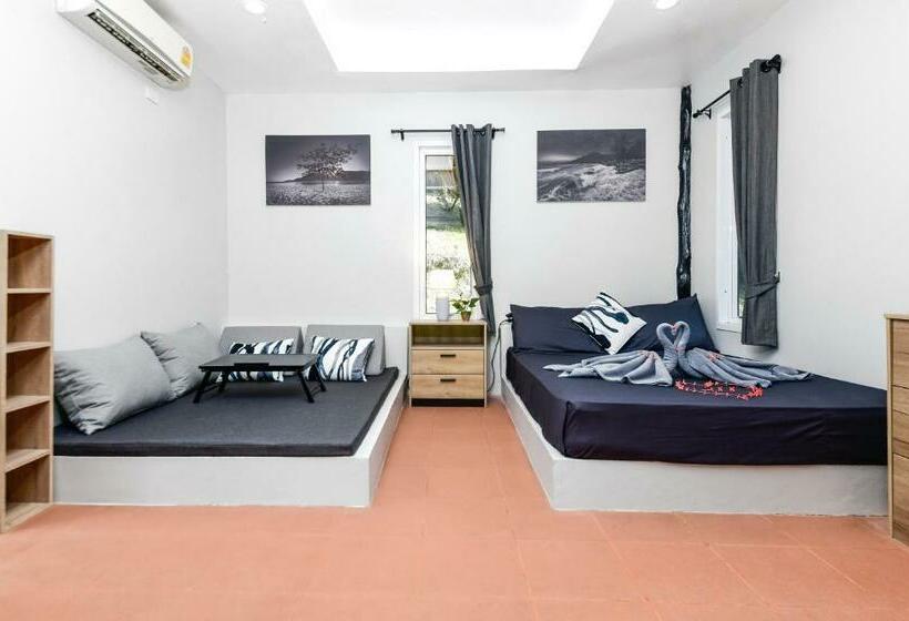 بانگلوی لوکس, Shiralea Backpackers Resort