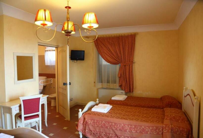 اتاق استاندارد چهار تخته, Agriturismo Monticelli
