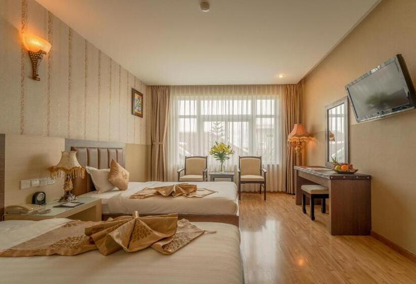 Deluxe Room, Eden Plaza Danang