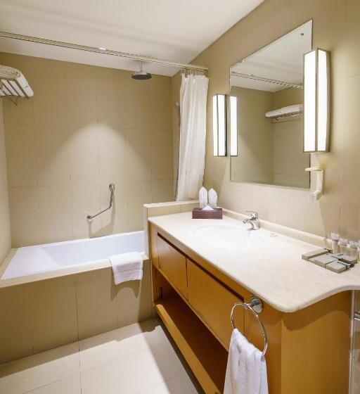 استودیو استاندارد با تراس, Levatio Suites Muscat, A Member Of Radisson Individuals