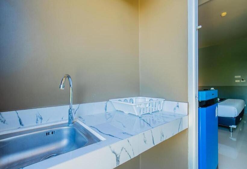 اتاق سوپریور خانوادگی, The Rubber Hotel Phuket