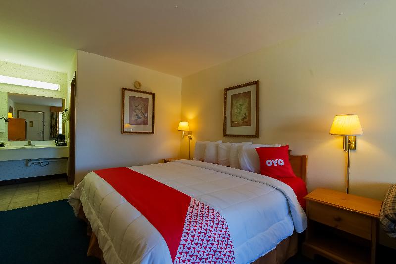 Quarto Estandar Cama King, O Eureka Springs  Christ Of Ozark Area