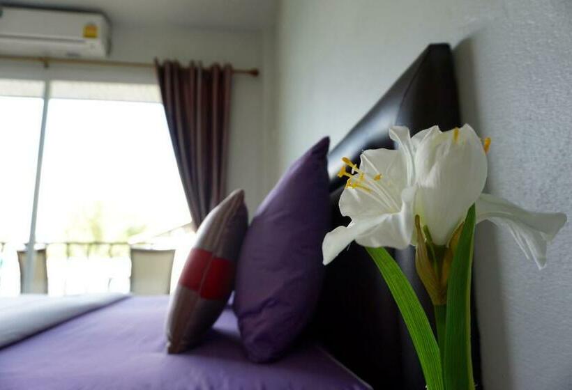Quarto Estandar Cama King, Lom La Lanta