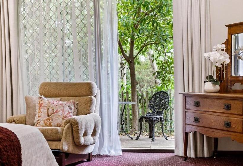 Семейный Номер, The Noble Grape Guesthouse