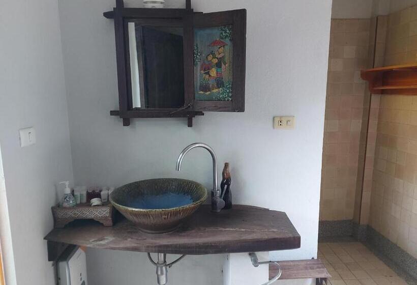 ویلای 2 خوابه, Baan Chai Thung Resort
