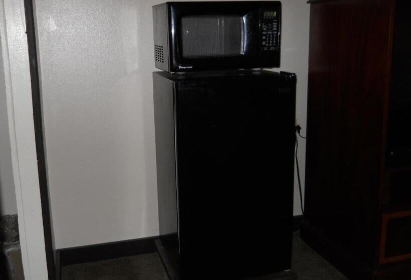 ２ダブルベッドのスタンダードルーム, Value Inn Motel  Milwaukee Airport South