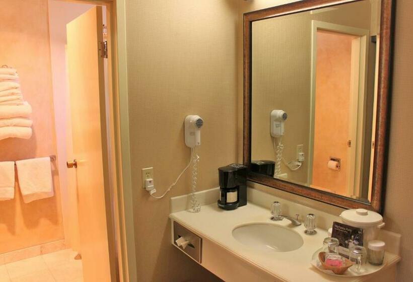 Quarto Estandar Cama King, Columbus Inn