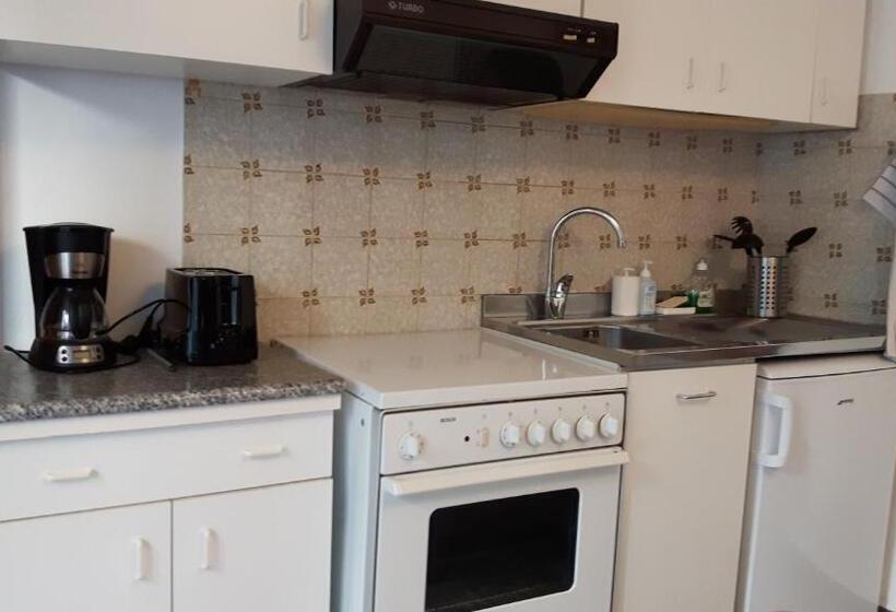 1 Bedroom Apartment River View, La Turr De Mezz