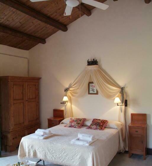اتاق استاندارد سه نفره, Masseria Cianciò