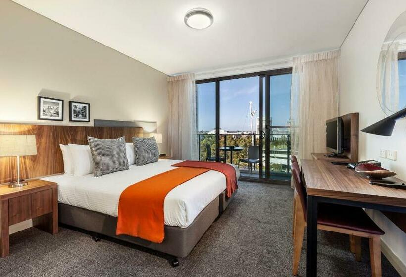 Студия Стандарт, Quest At Sydney Olympic Park