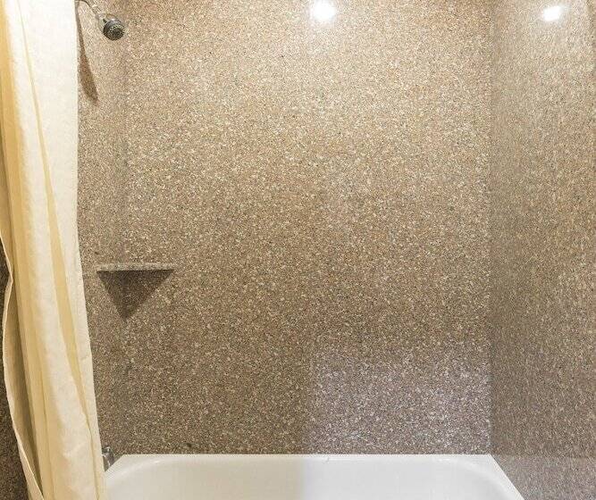 Номер Стандарт, American Inn & Suites