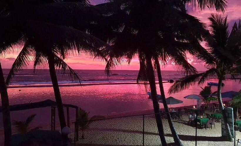 Номер Deluxe, Coconut Bar Sea Lodge
