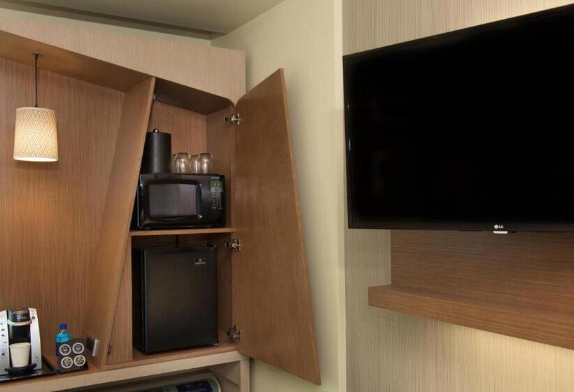 Номер Стандартный с Видом, Courtyard By Marriott Seattle Everett Downtown