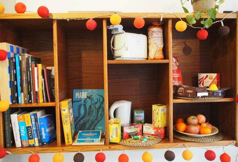 اتاق لوکس با بالکن, B&b Cernaia 42