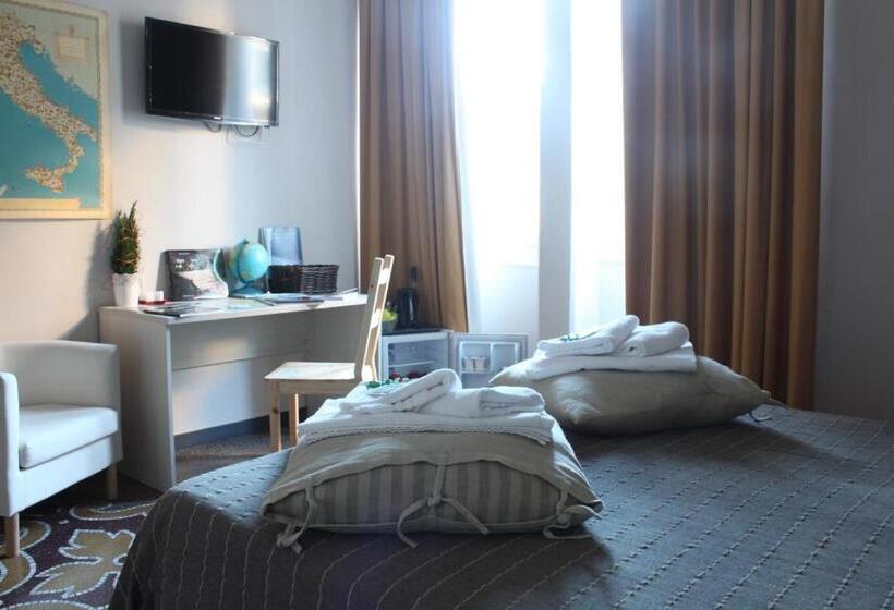 اتاق راحتی سه تخته, B&b Cernaia 42