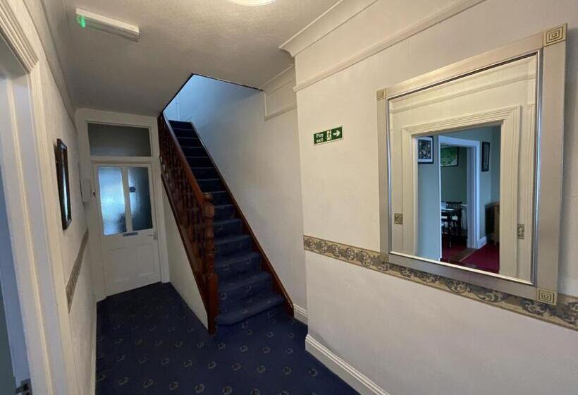 Standard room with outdoor bath, Pendrin Guest House