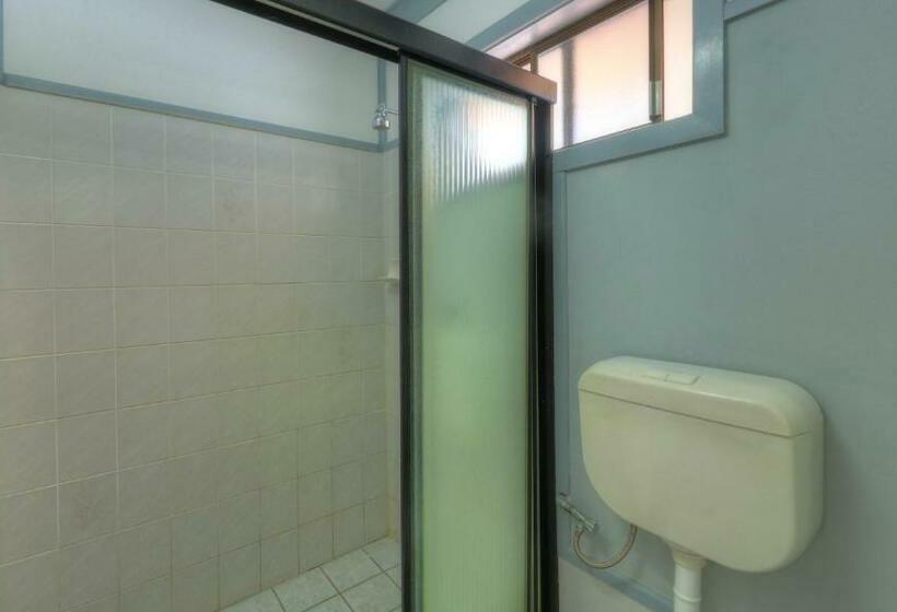 Номер Стандарт, Jacaranda Motor Lodge