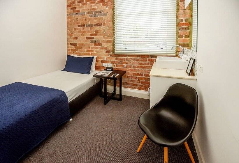 اتاق استاندارد یک تخته با سرویس بهداشتی مشترک, Pier Hotel Coffs Harbour