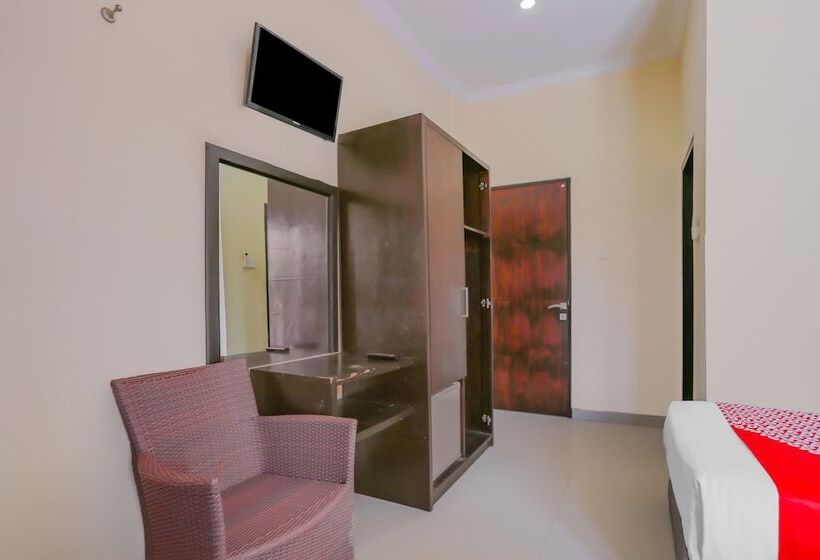 اتاق استاندارد, Ari Beach Inn By Oyo
