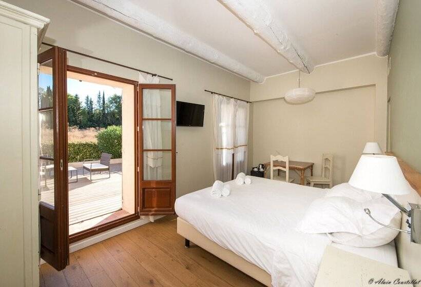 Номер Deluxe с Террасой, Domaine Gaogaia