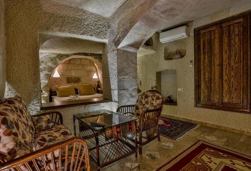اتاق استاندارد, Hidden Cave