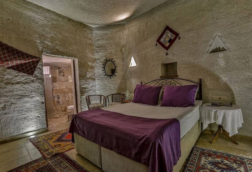 اتاق استاندارد, Hidden Cave