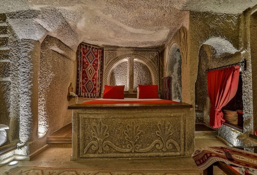 اتاق استاندارد, Hidden Cave