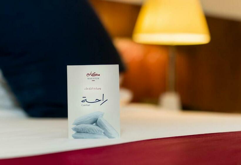 اتاق استاندارد چهار تخته, Makarem Mina